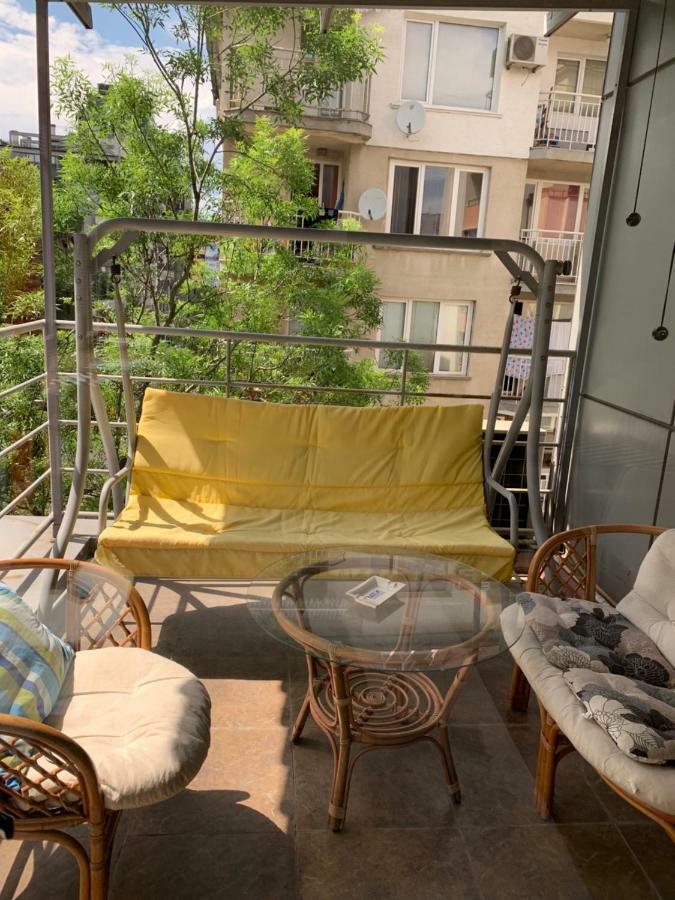Lilia 3 Self-Check In Apartment With Hot Water Despite Prevention In The Neighborhood, Food And Drink Shop Open Until 10 Pm And Free Parking Area Next Ot 24 Hours Food And Drink Shop And Free Parking Area София Экстерьер фото